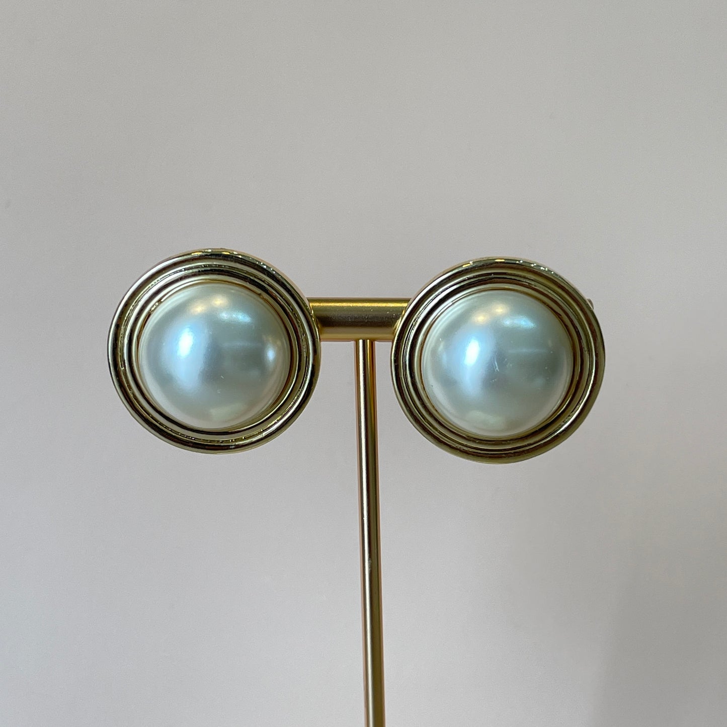 ARETES SELENA PEARL