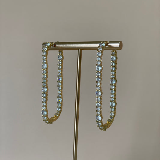 ARRACADAS OVALADAS CON CRISTAL