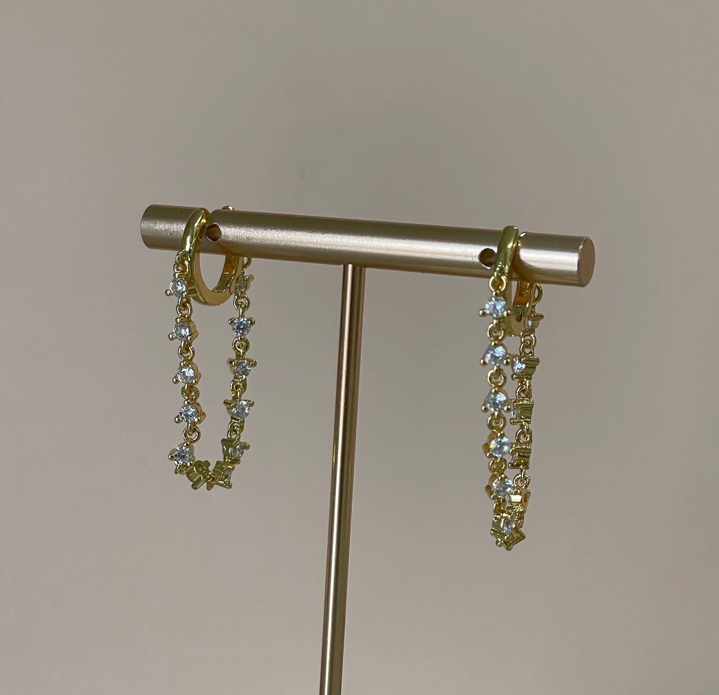 ARRACADAS CADENAS CON CRISTAL