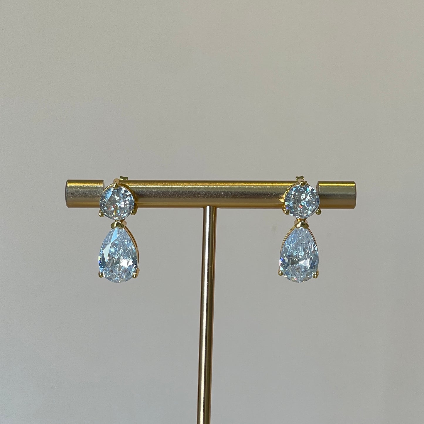 ARETES DROP CLASICO CRISTAL CLEAR