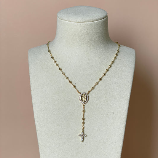 COLLAR ROSARIO CON CRUZ DE ZIRCONIAS
