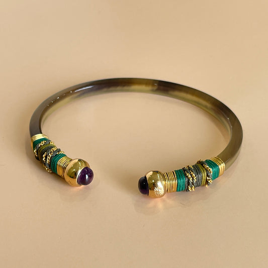 BRAZALETE SARI GRIS -CUARZO LILA HILO JADE