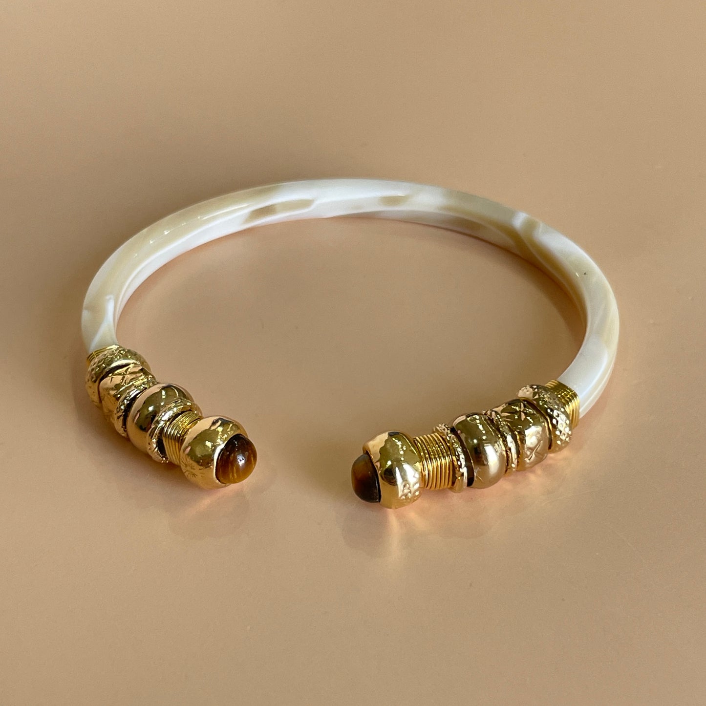 BRAZALETE SATI -IVORY TIGER EYES