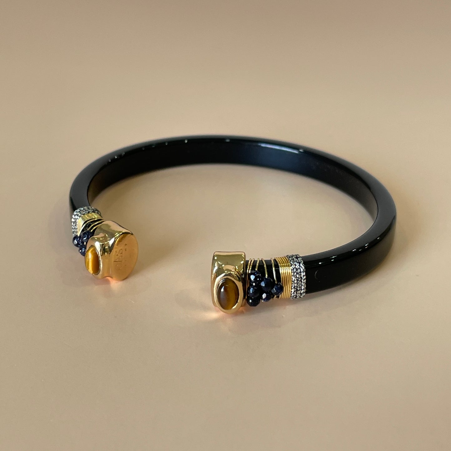 BRAZALETE SARINA NEGRO -OJO DE TIGRE