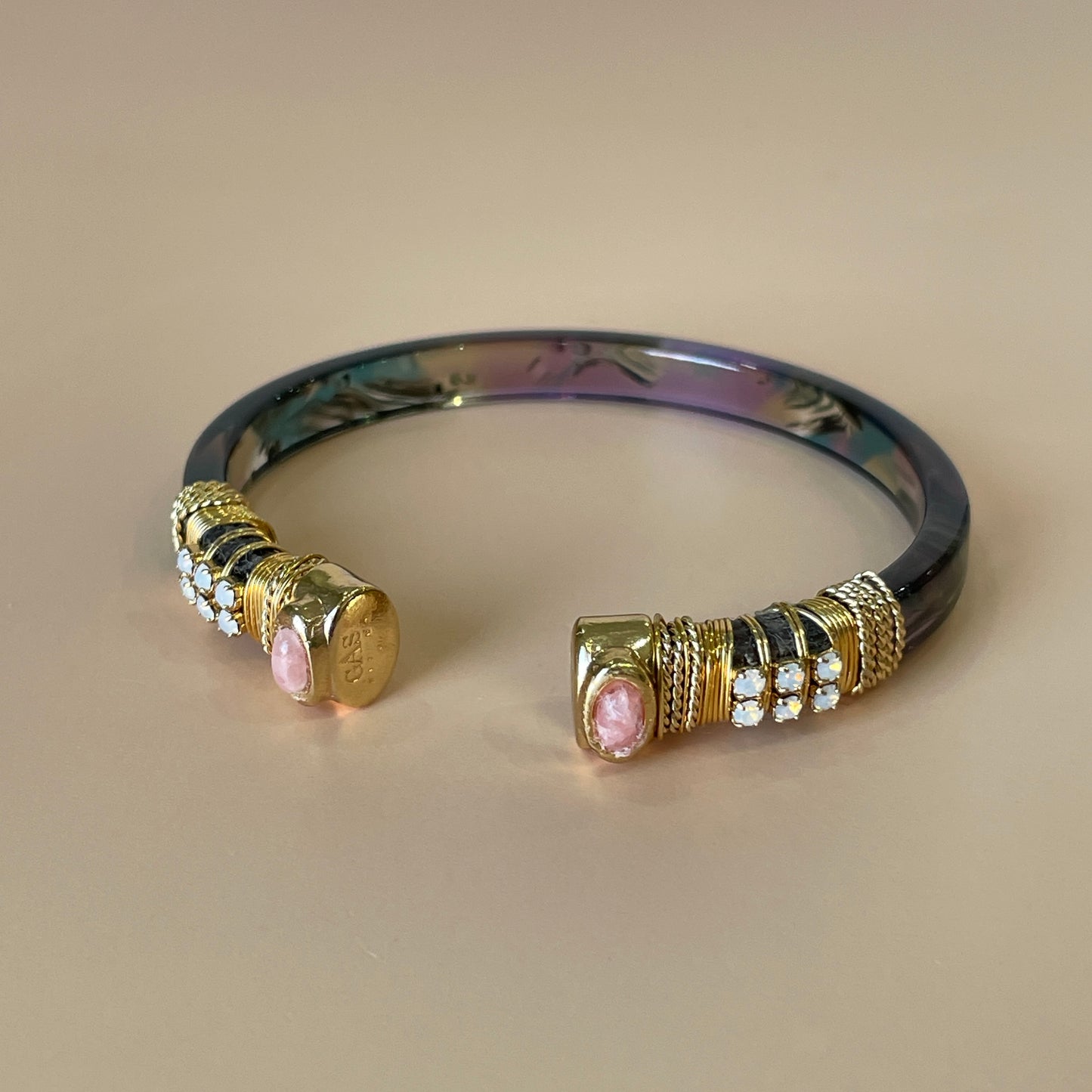 BRAZALETE SARINA GRIS- CUARZO ROSA CRISTAL