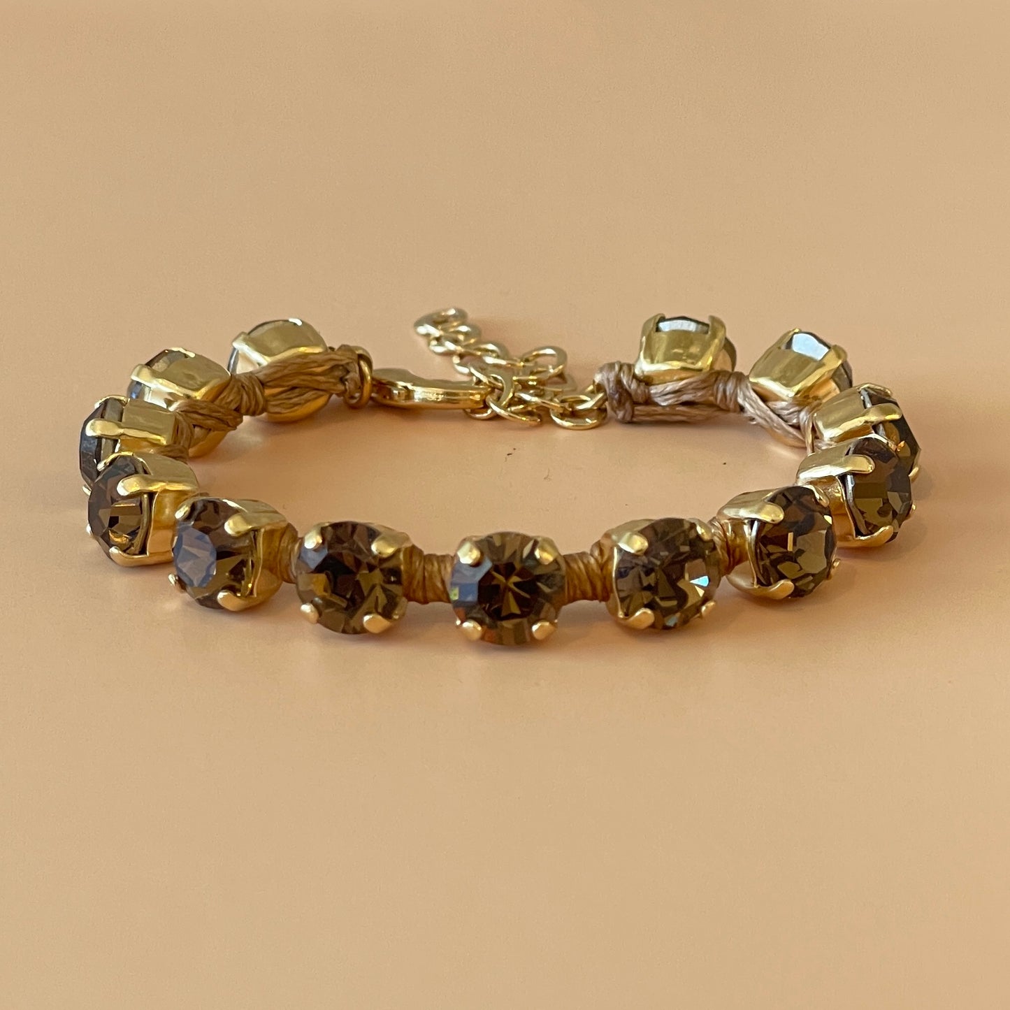 PULSERA SHINE CAFE CON HILO