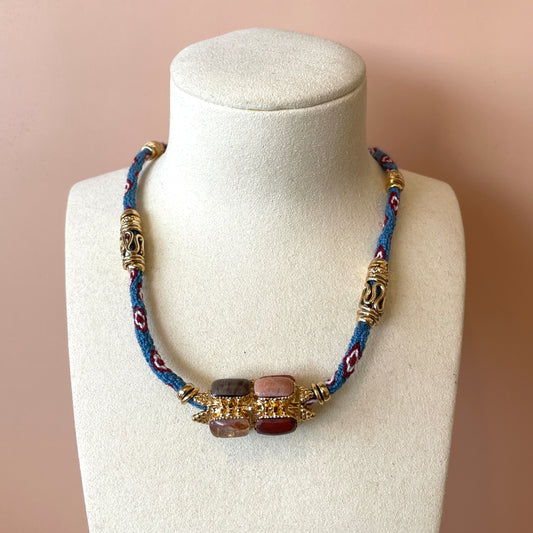 COLLAR LIMA AZUL