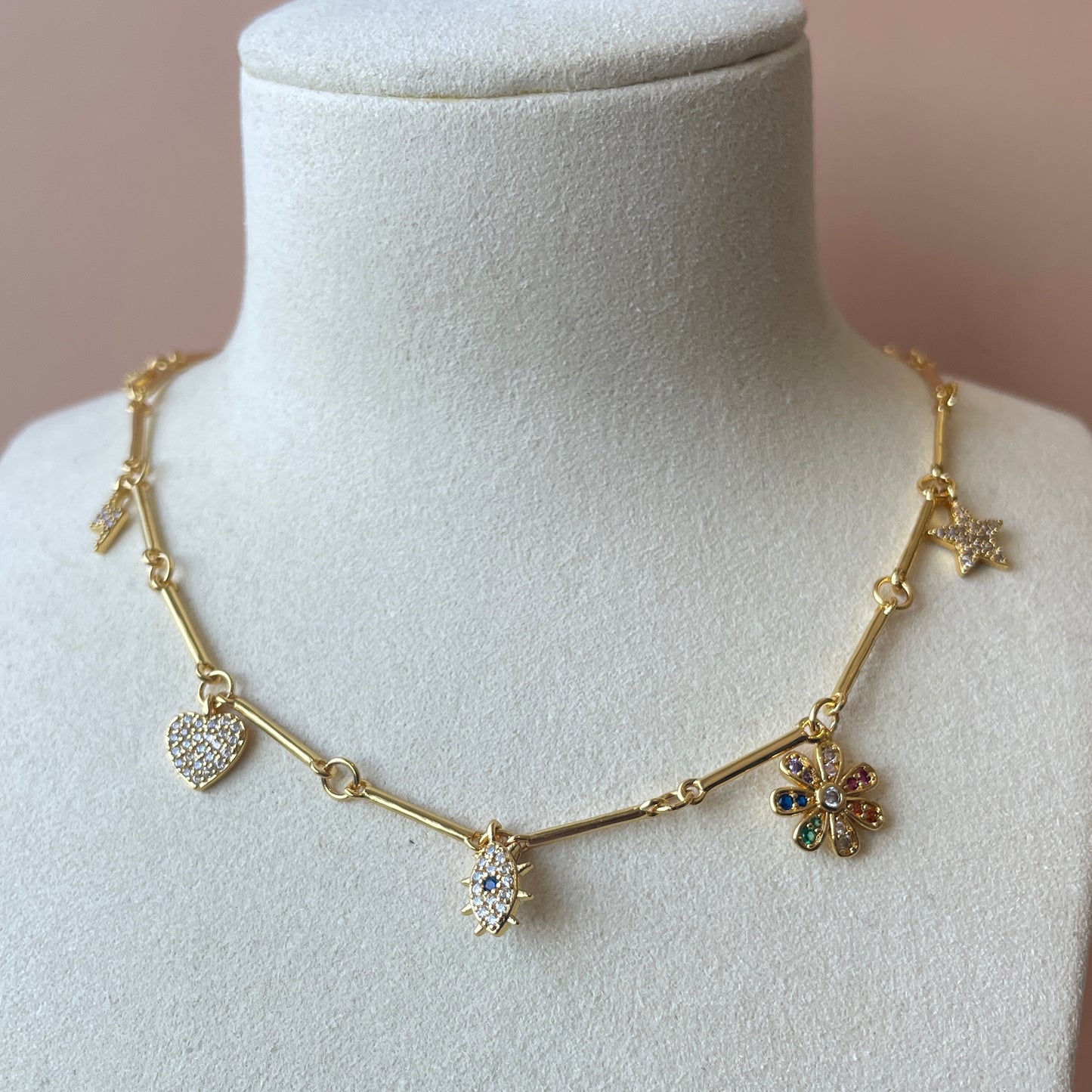 COLLAR OJO CON DIJES VARIADOS DE PIEDRAS