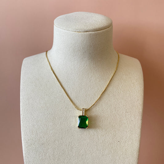 COLLAR CON DIJE OCTAGON ZIRCONIA ESMERALDA