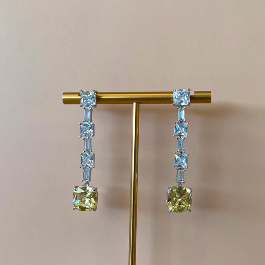 ARETE ZIRCONIA LARGO SILVER & BASE AMARILLA