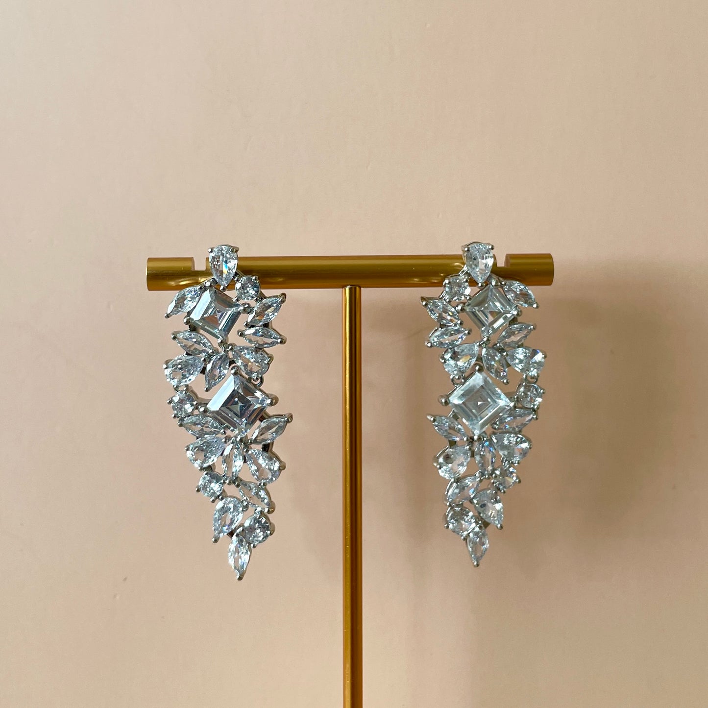 ARETES ELIZABETH SILVER