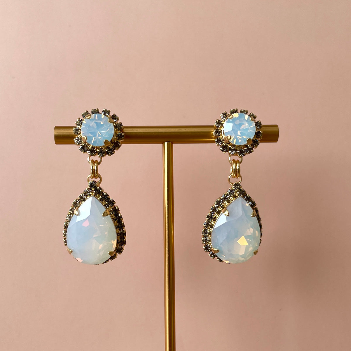 ARETES HEAVEN BLANCO OPAL -GRIS