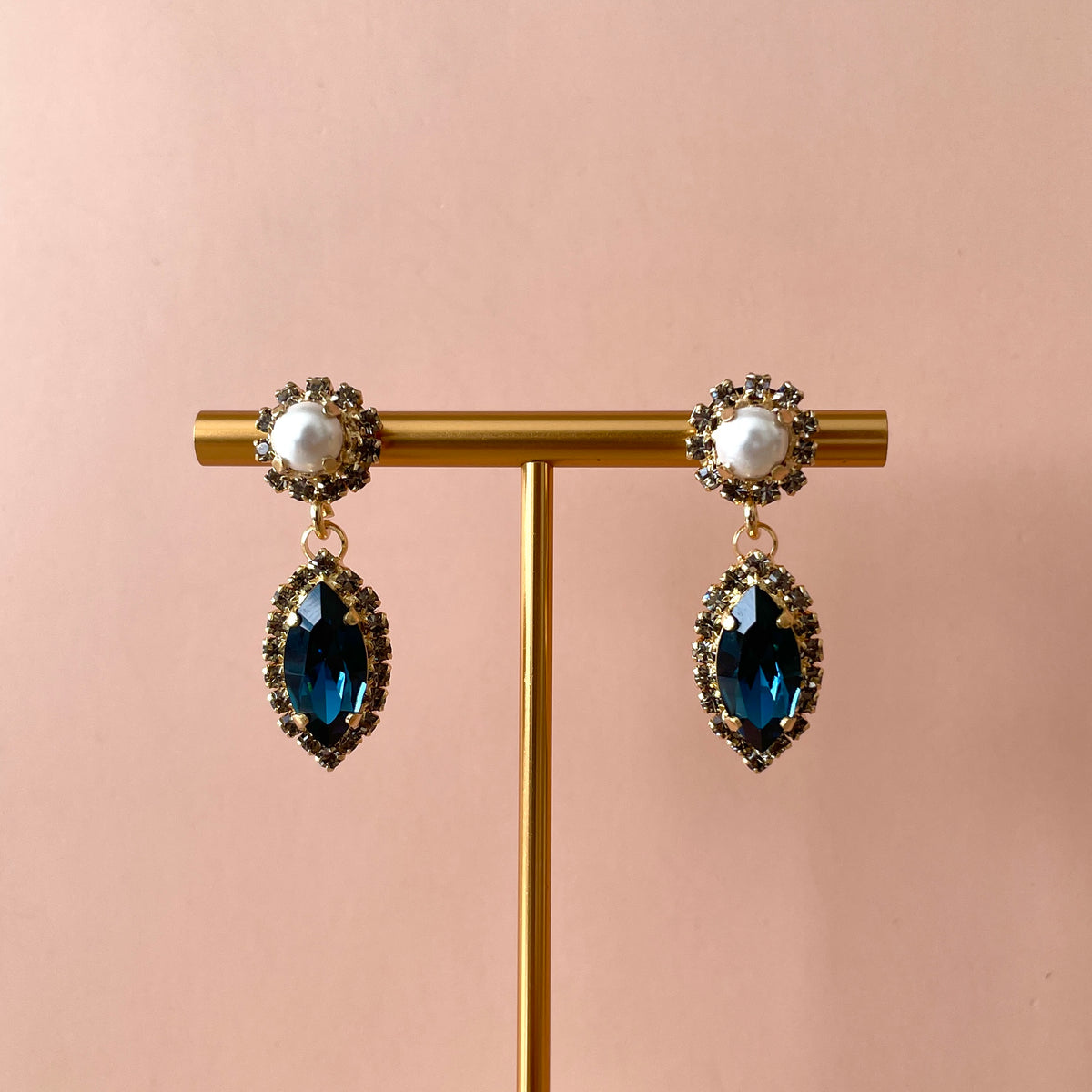 ARETES MARQUISE OVAL PERLA & AZUL MARINO