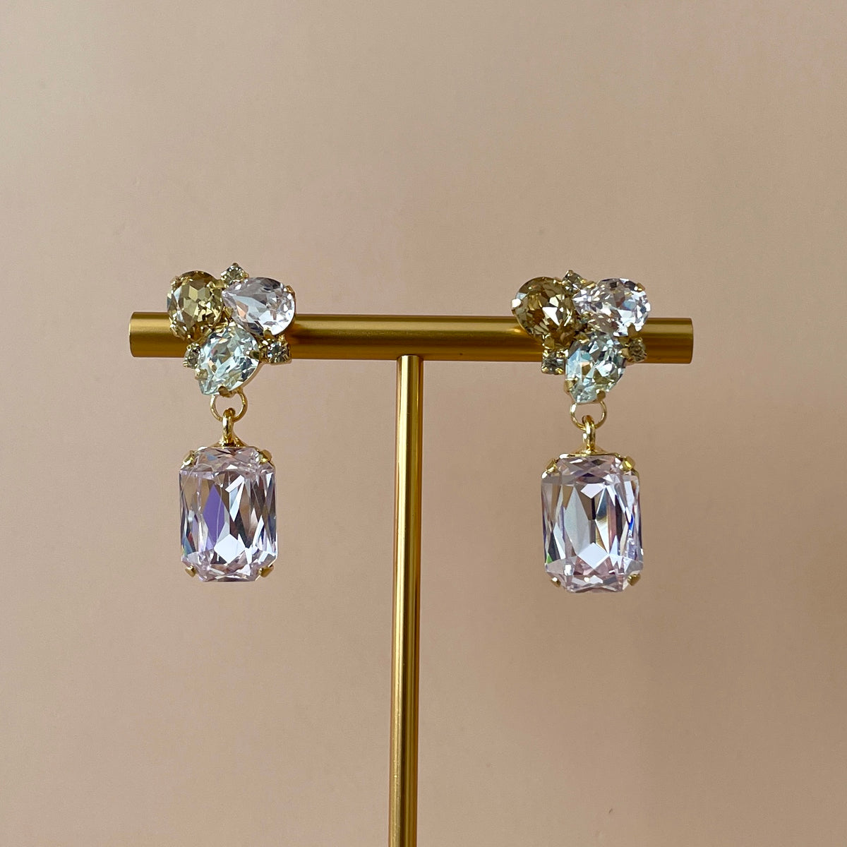 ARETES FACET DROP ROSA