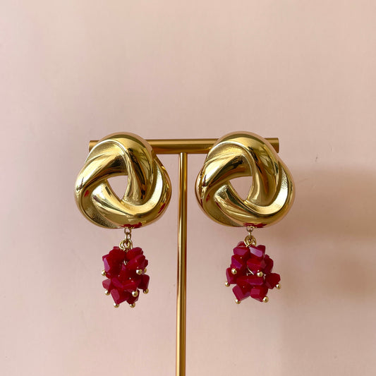 ARETES NUDO MARINERO CON PIEDRAS ROJAS
