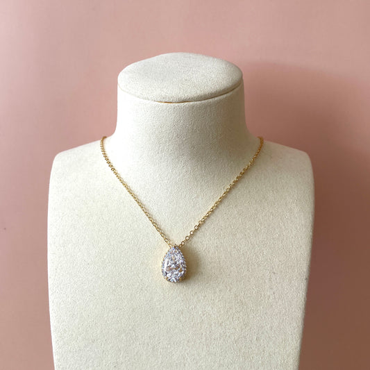 COLLAR CON DIJE DE GOTA GRANDE