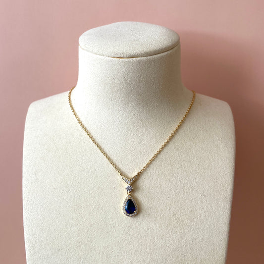 COLLAR GOTA MINI AZUL CON PUNTO