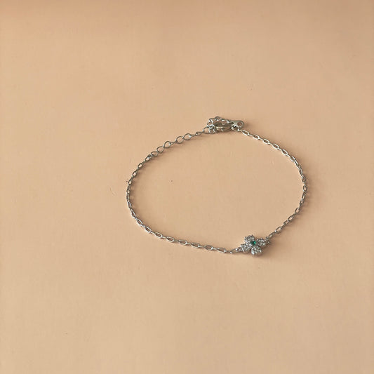 PULSERA TREBOL CON PUNTO VERDE SILVER