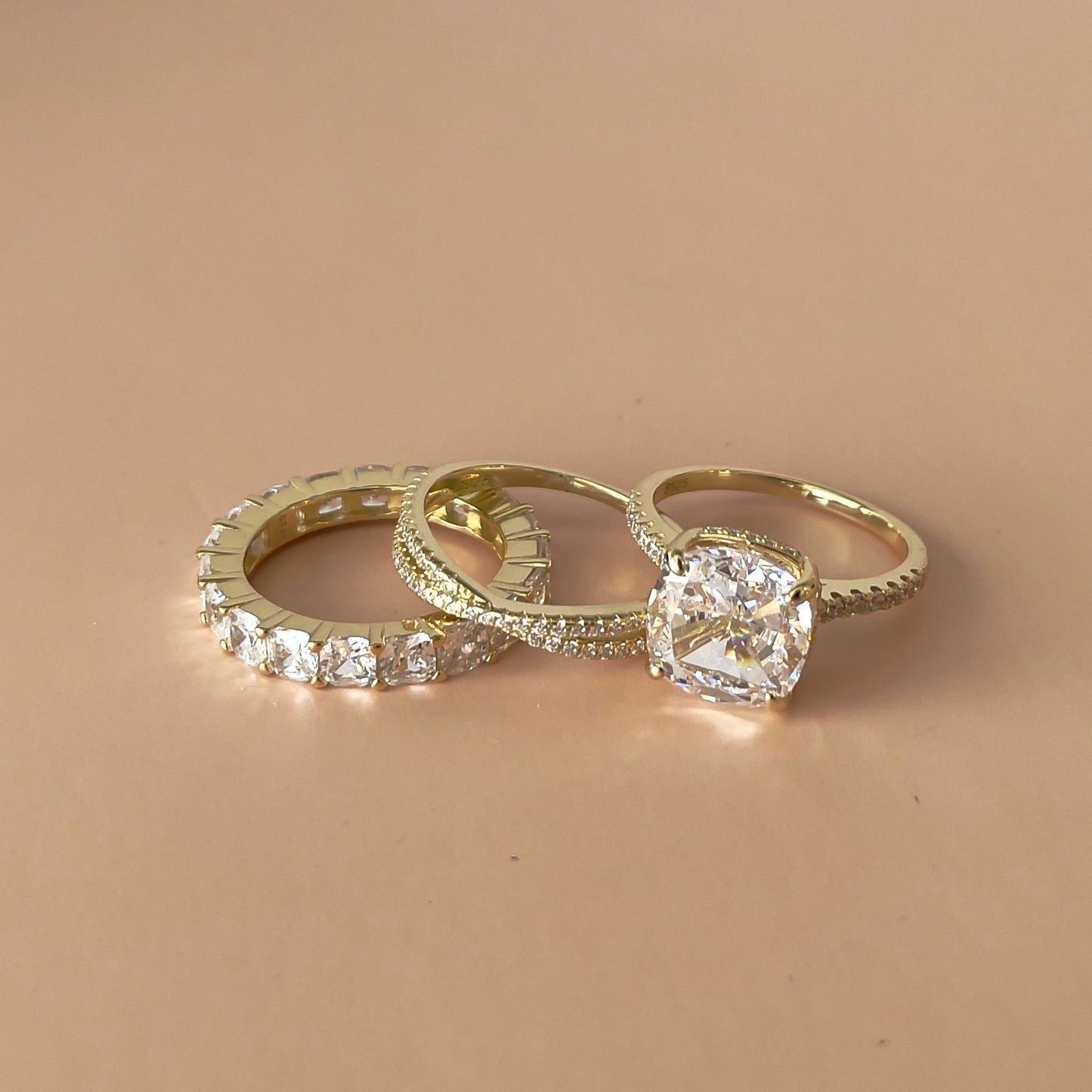 SET DE TRES ANILLOS ZIRCONIA CIRCULAR 925