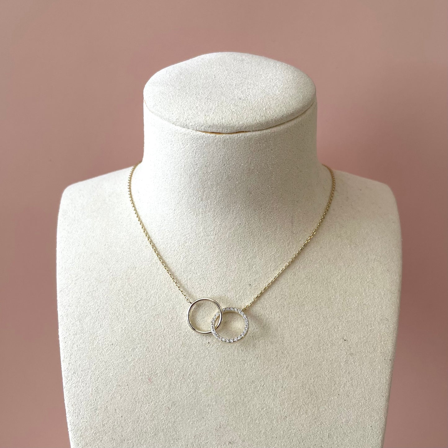 COLLAR DOBLE ARO LISO Y ZIRCONIA 925