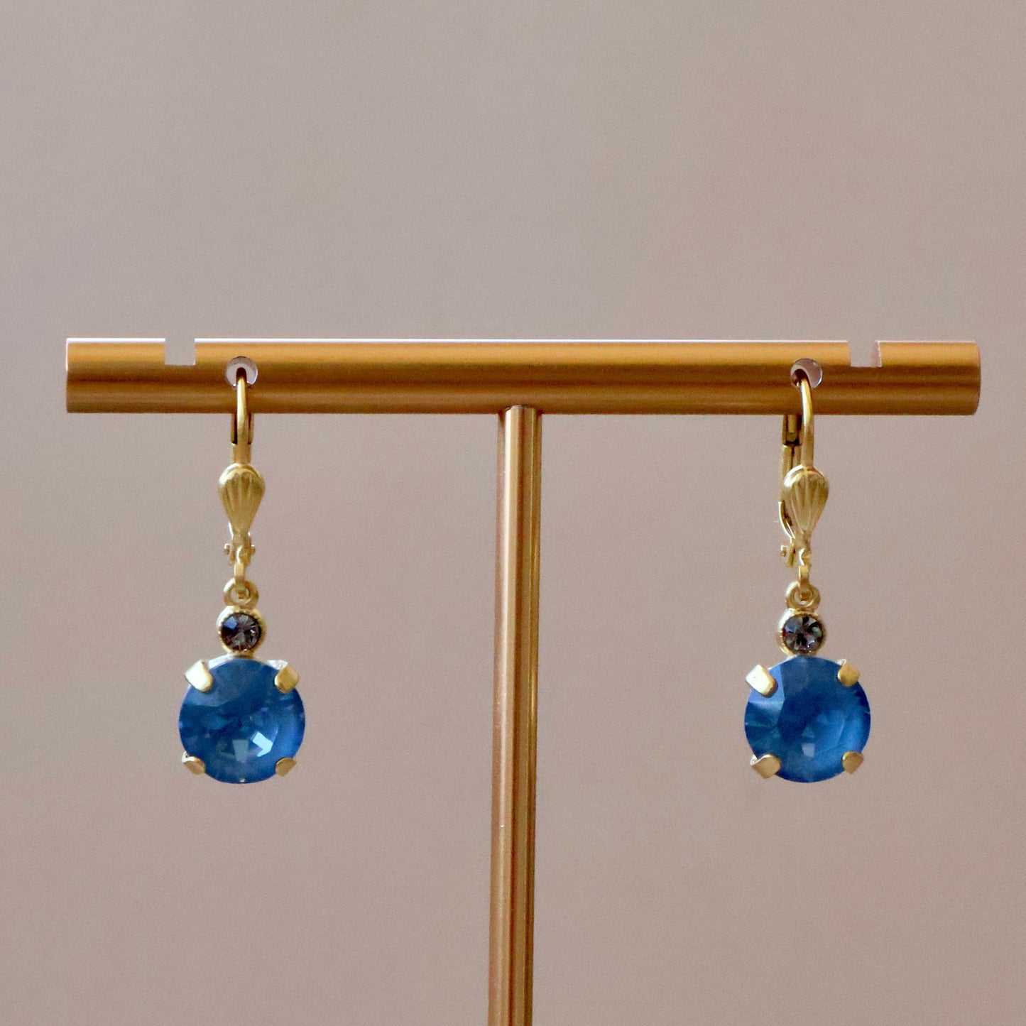 ARETES ROMANI CRISTAL AZUL AHUMADO