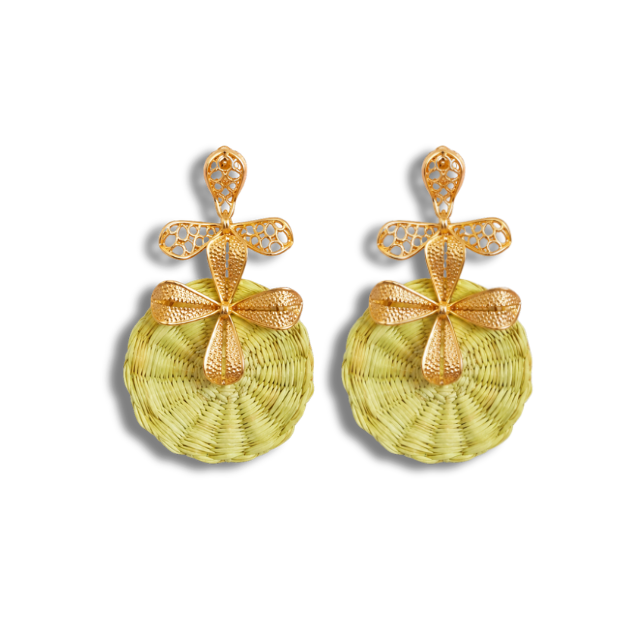 ARETES GARDENIA FLOWER IRACA EARRINGS MOSTAZA