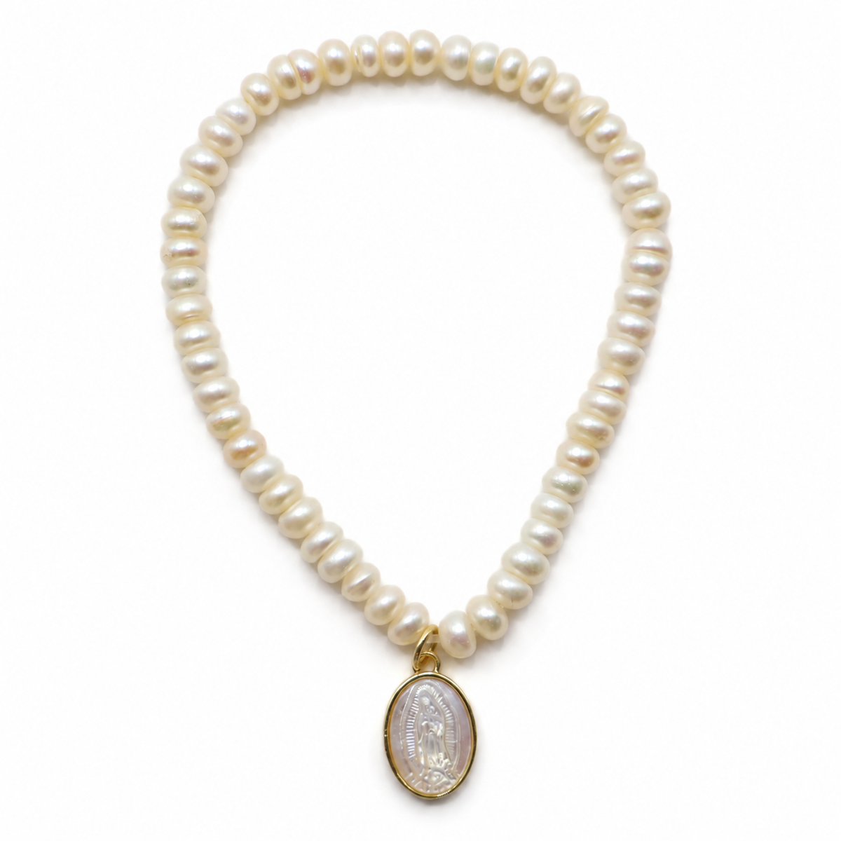 PULSERA DE PERLAS CON VIRGEN MADREPERLA
