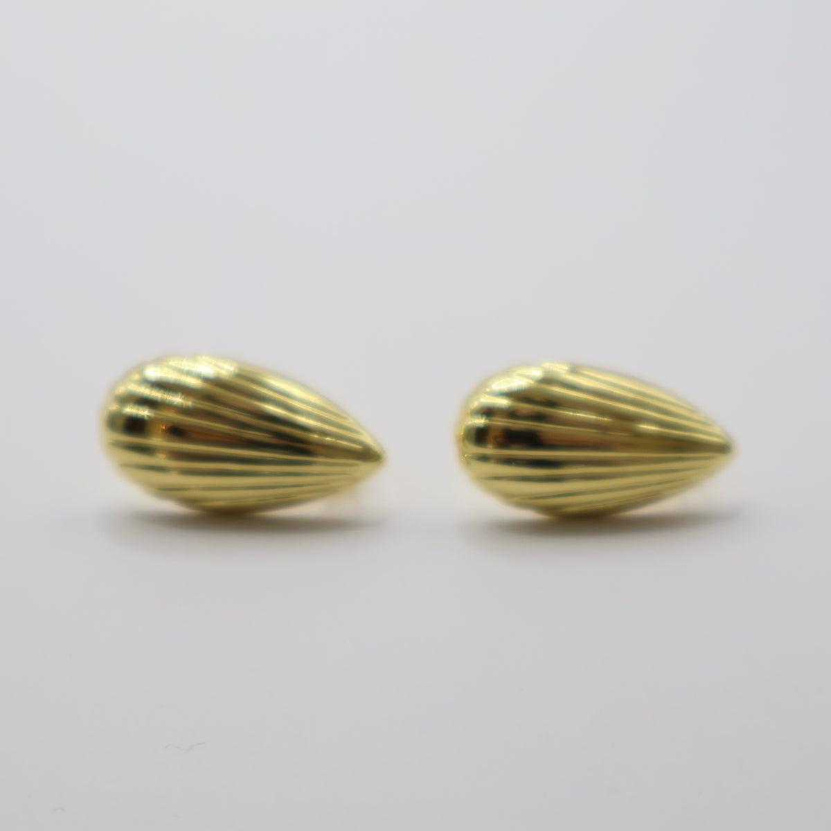 ARETES ALMEJA GOLD