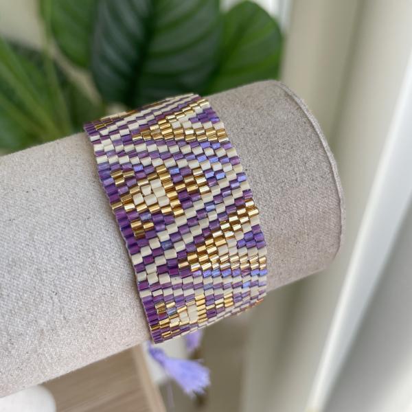 MIYUKI GRANDE LAVANDA CON TRIANGULO DORADO