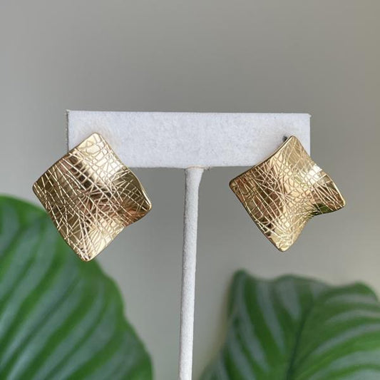 ARETES MANTARAYA GOLD