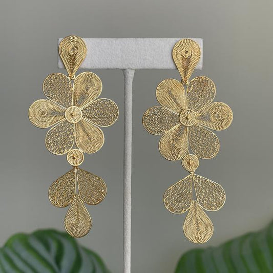 ARETES GAIA BAILARINA