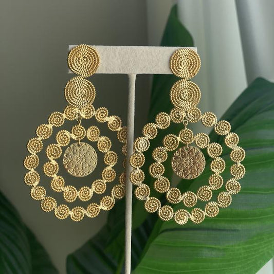 ARETES SIGNATURE