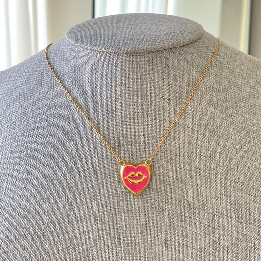 COLLAR CORAZON ROSA
