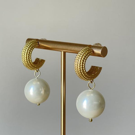 ARETES VICTORIA CON PERLA GRANDE