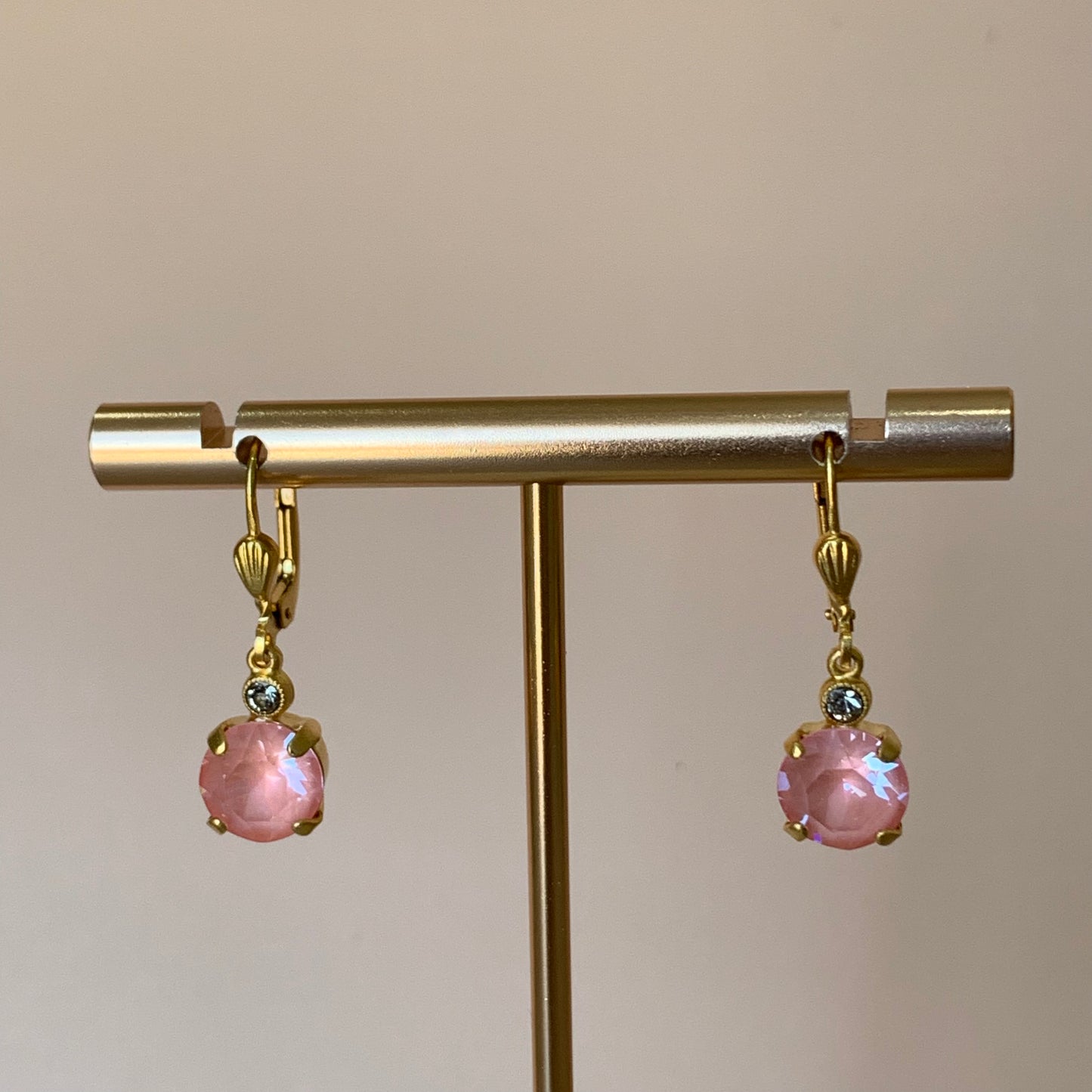 ARETES ROMANI CRISTAL ROSA OPACO