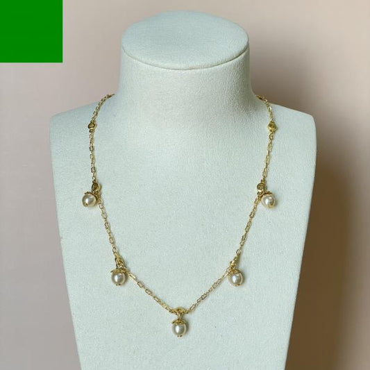 COLLAR CINCO PERLAS