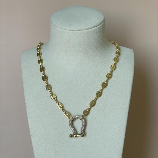 COLLAR BOTON CON DIJE DE SEGURO