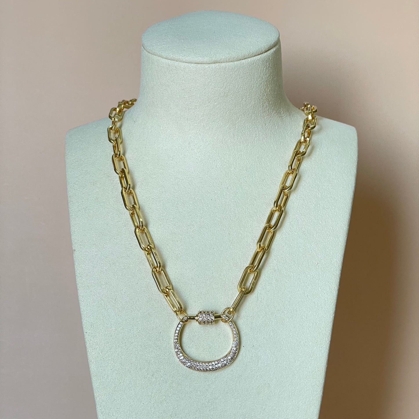 COLLAR CHAIN DORIAN CON CRISTAL