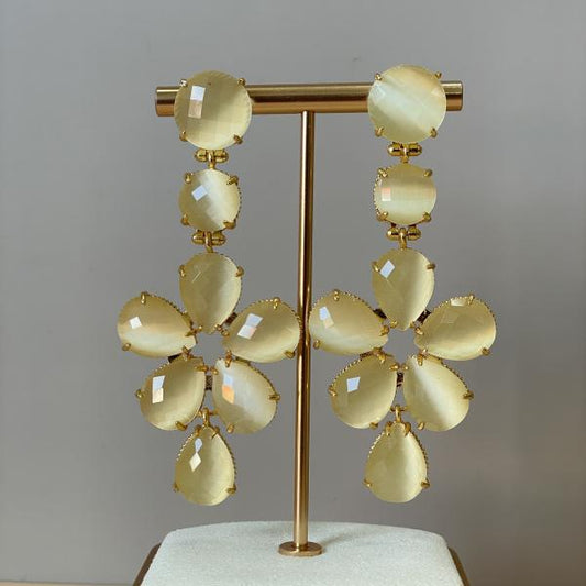 ARETES FLOR - BEIGE
