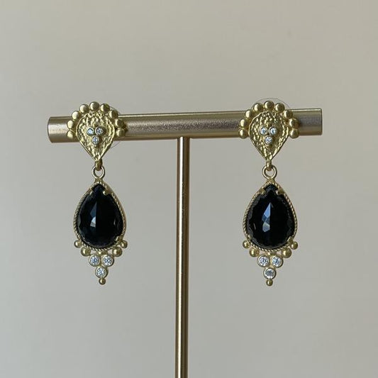 ARETES YUCEL TRES CRISTALES