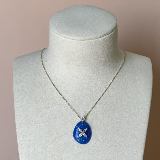 COLLAR LAPISLAZULI  CON FLOR