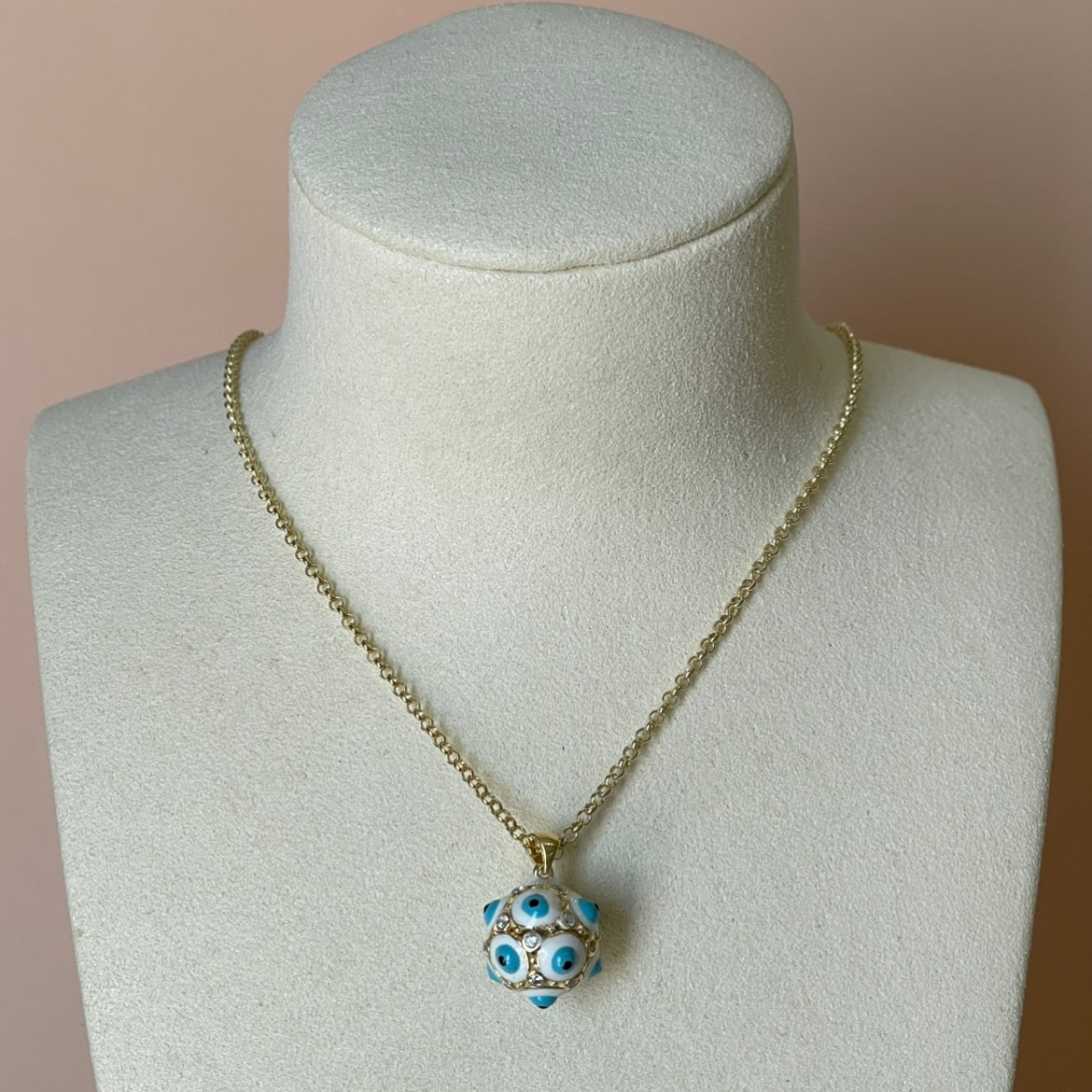 COLLAR ESFERA CON OJOS