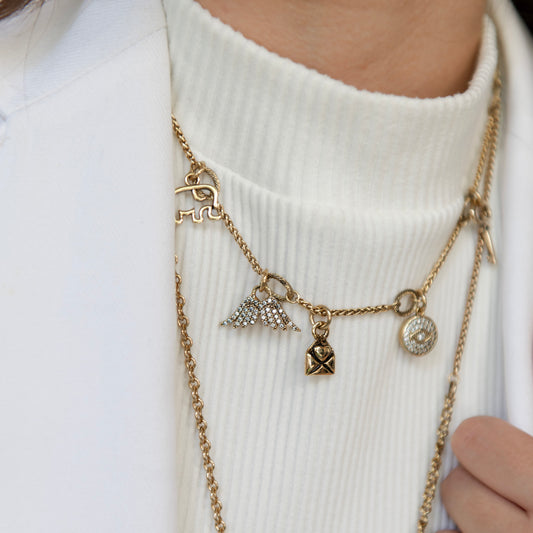 COLLAR WHISPERS CHARMS