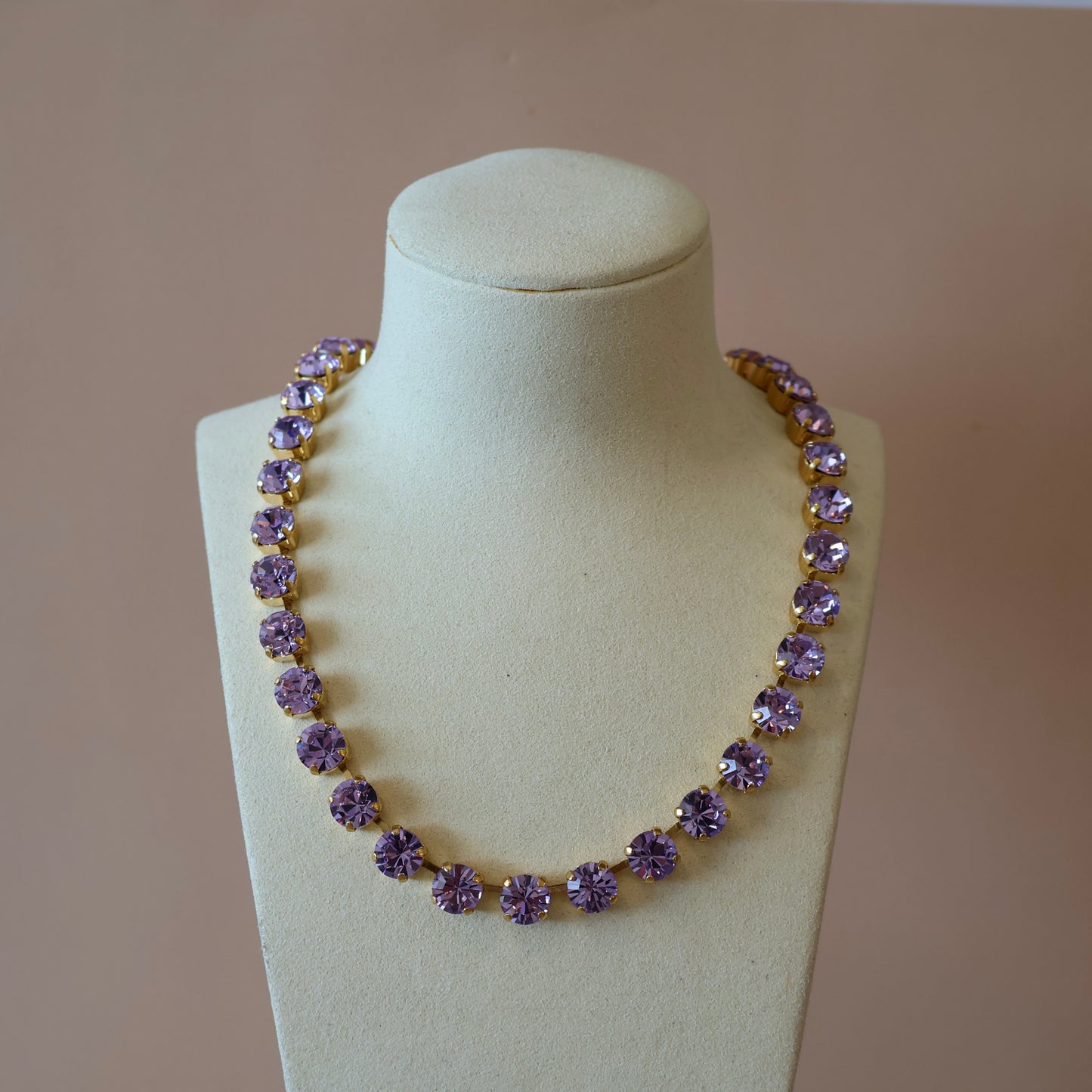 COLLAR SHINE LILA TORNASOL