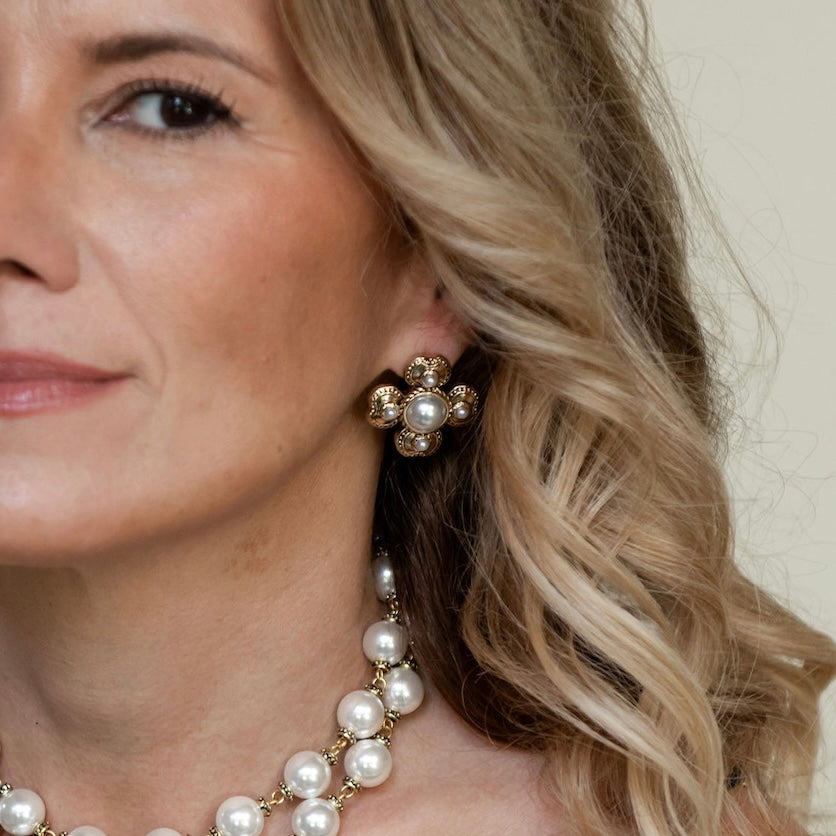 ARETES PROSPERE CRUZ PERLA