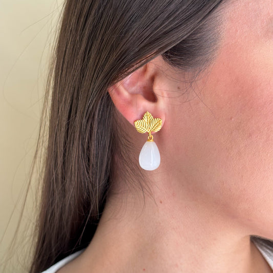 ARETES MILKY CHALCEDONY