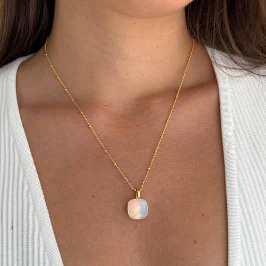 COLLAR GEMSTONE QUARTZ
