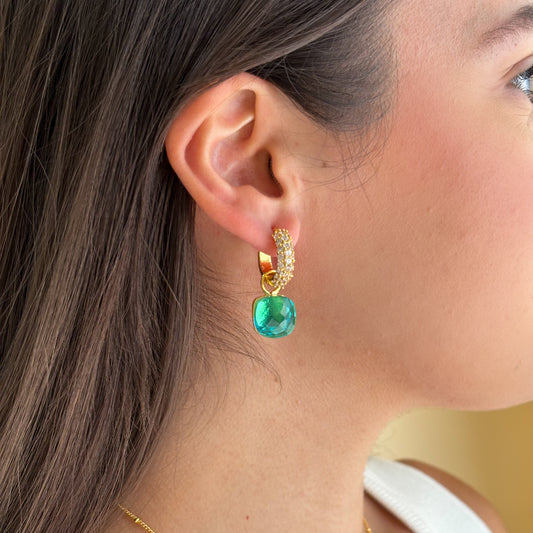 ARETES GEMSTONE BLUE TOPAZ HYDRO