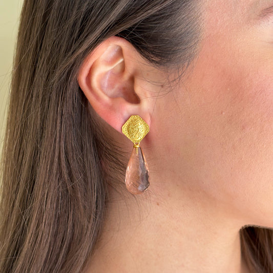 ARETES HEM ROSE QUARTZ