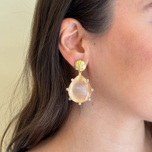 ARETES AMADEA GRANDE - DROP BEIGE CRISTAL CLEAR